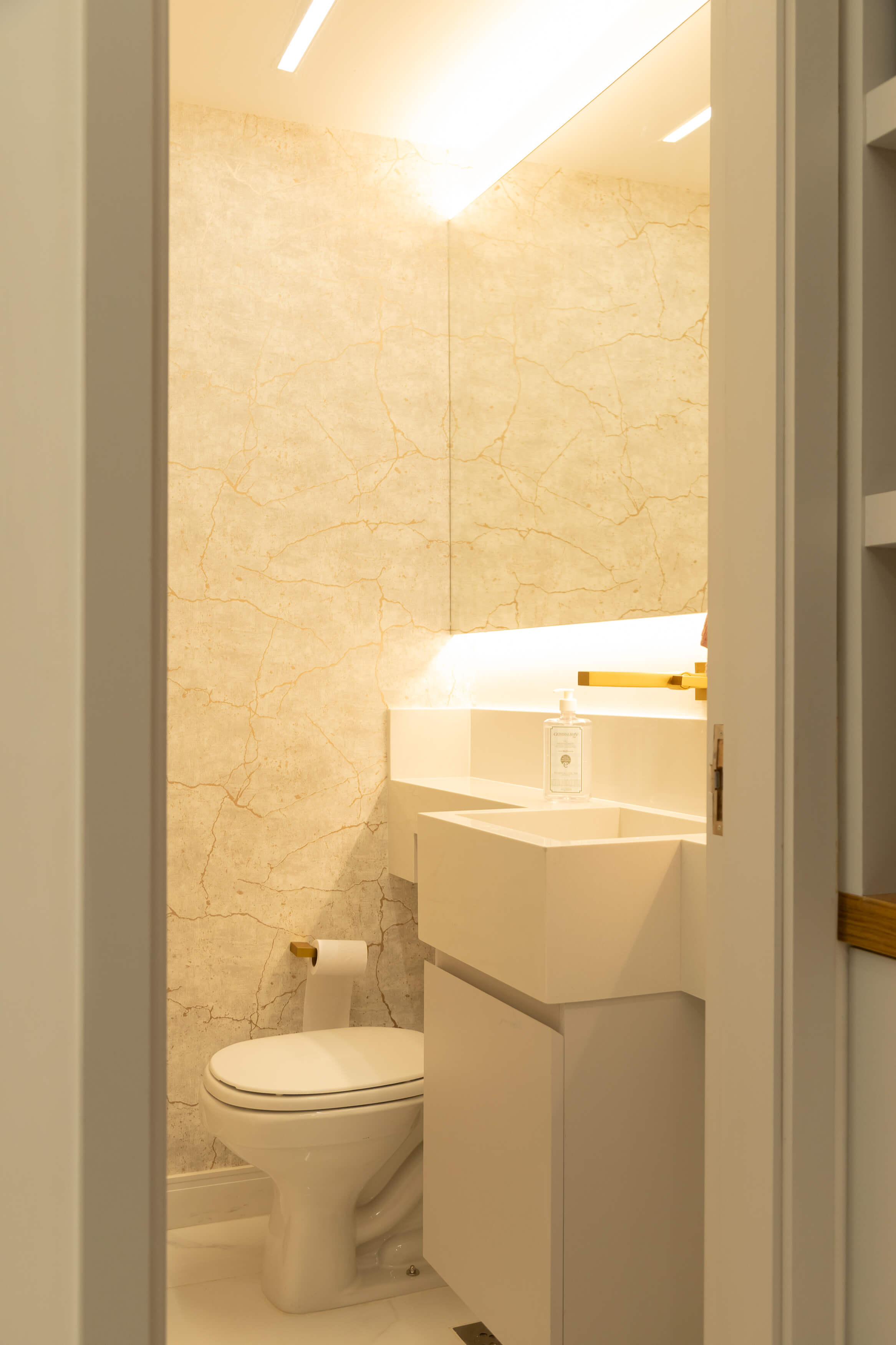 Clínica Ferreira especialistas em Endocrinologia, Ortopedia e Otorrinolaringologia Clínica Ferreira especialistas em Endocrinologia, Ortopedia e Otorrinolaringologia